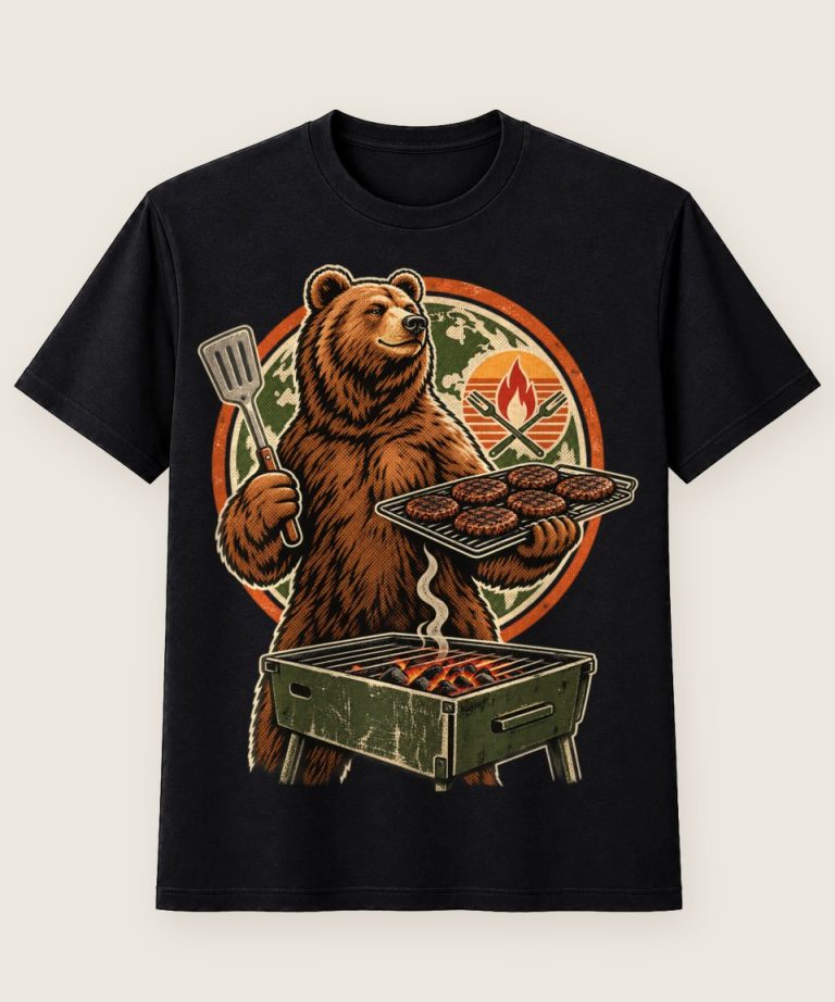 T-Shirt mit Motiv „Grillender Braunbär am Holzkohlegrill“ – Hobby & Freizeit T-Shirts